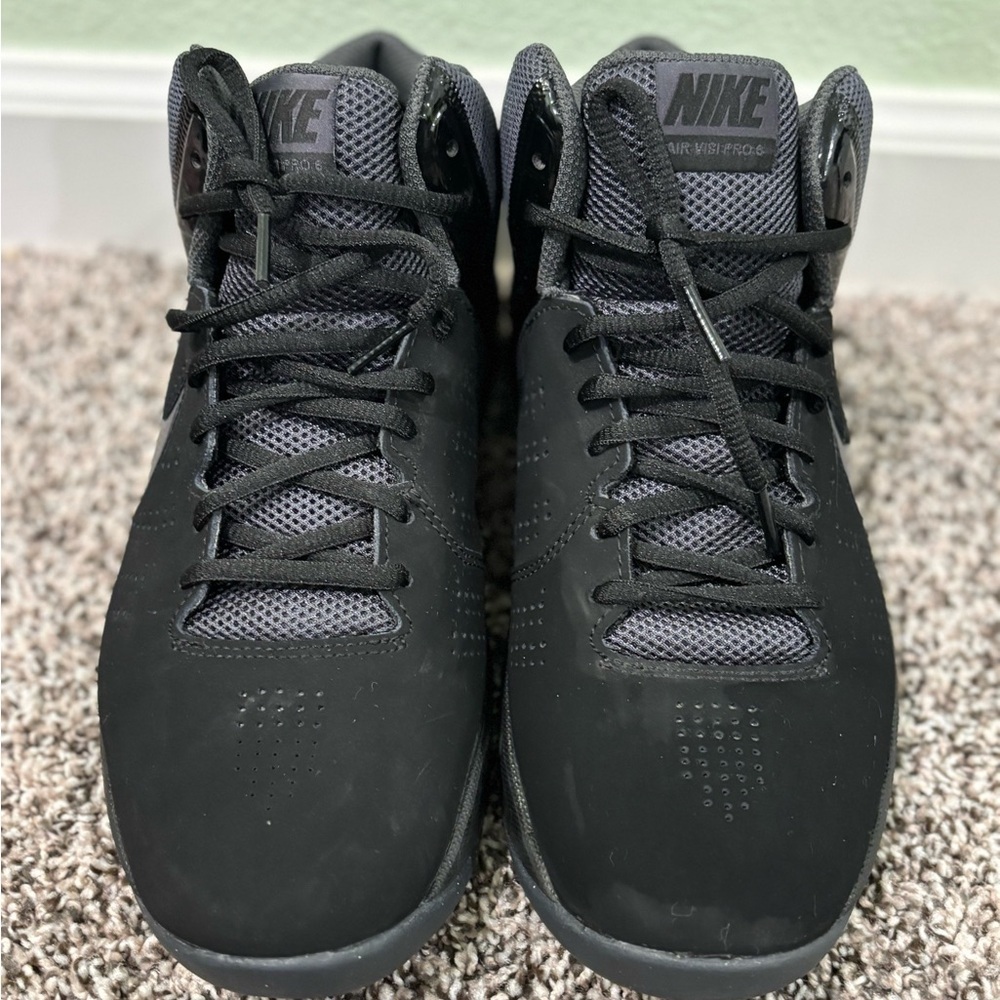 Nike Men's Black and Gray Sneakers Size 8.5 - Picture 3 of 10